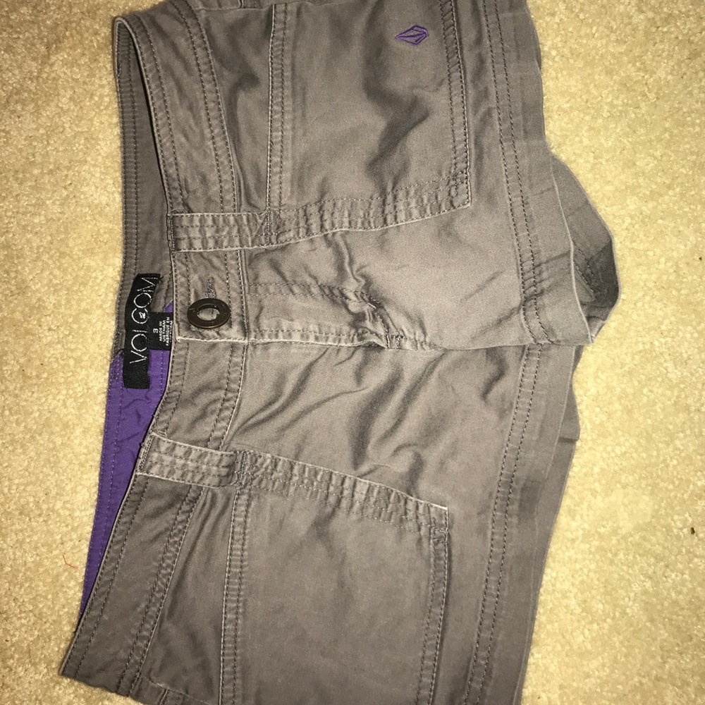 Volcom shorts